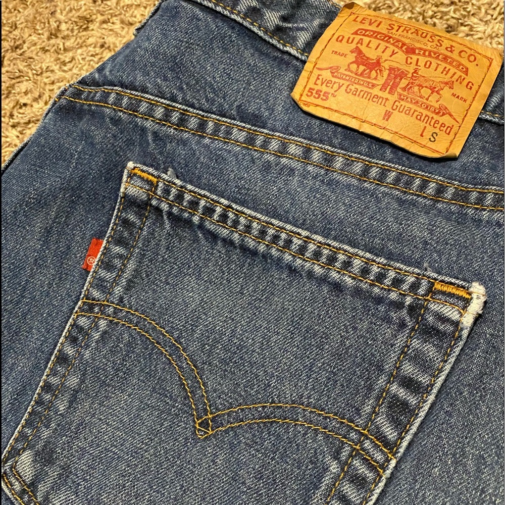 VTG Levi’s 555 Guy’s Fit - Picture 3 of 8